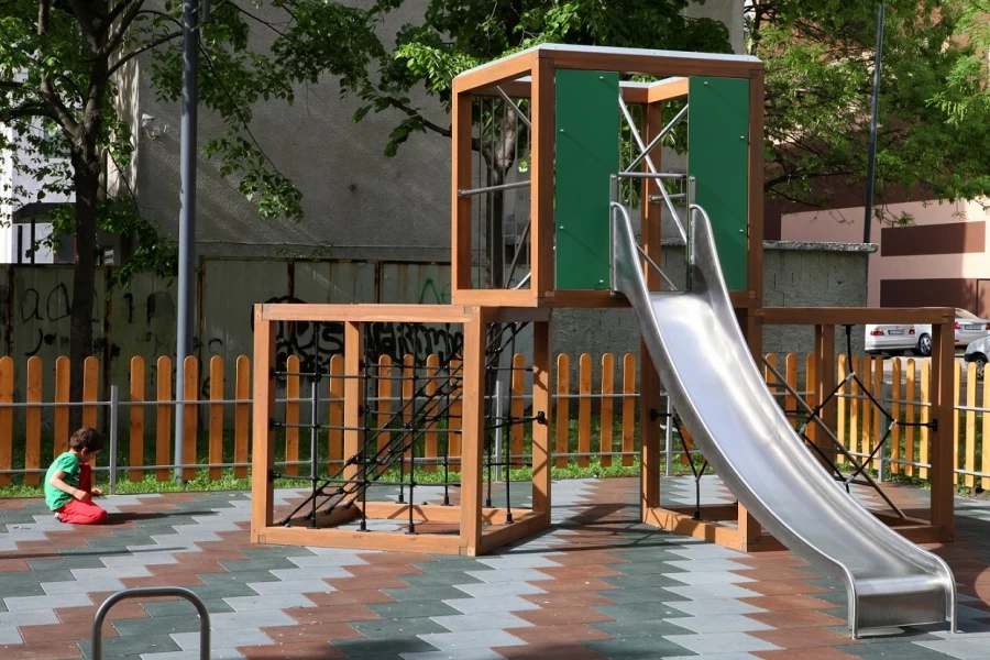 Детские горки из стали