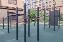 Рукоход двухсекционный с подъёмом и 3 турника