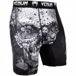 Компрессионные шорты Venum Santa Muerte 3.0 Black/White
