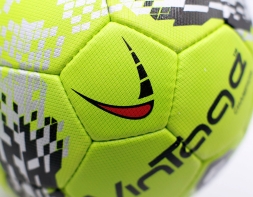 Мяч футбольный VINTAGE Champion V220, р.5, фото 4 Мяч футбольный VINTAGE Champion V220, р.5, фото 4