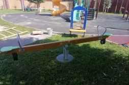 Качели-балансир Аллюр КЧ102.00.1 зеленый для детской уличной площадки, фото 8 Качели-балансир Аллюр КЧ102.00.1 зеленый для детской уличной площадки, фото 8