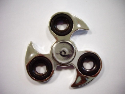 Спиннер 550 (трехлучевой, металл), фото 1