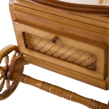 Стол шахматный с баром в виде кареты Стол шахматный с баром в виде кареты