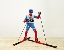 Топиари Лыжник, h=200 см - газон Есо Топиари Лыжник, h=200 см - газон Есо