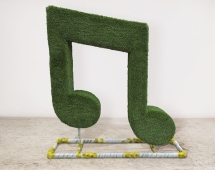 Топиари нота, h=160 см - газон Deluxe Топиари нота, h=160 см - газон Deluxe