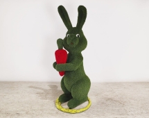 Топиари Кролик с морковкой, h= 170см - газон Есо Топиари Кролик с морковкой, h= 170см - газон Есо