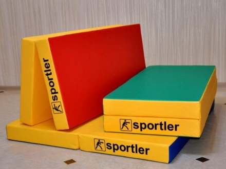 SPORTLER Мат гимнастический складной 100 х 100, толщ. 10+-1 винилискожа (в 2 сложения), фото 1