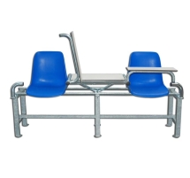 Место для судей с откидными столиками Место для судей с откидными столиками