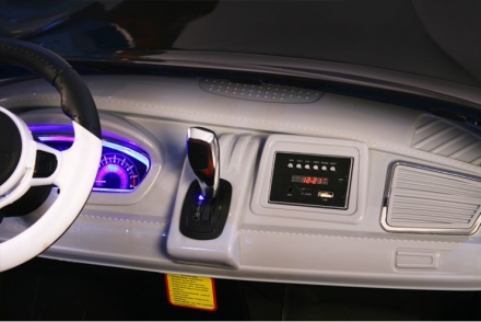 Электромобиль BMW X7 черный (двухместный) Harleybella 8220186A-2R 8220186A-2R, фото 2