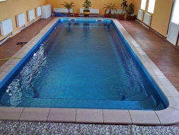 Бассейн 10,03х3,69х1,26-1,62м. Эверест Marshall Pools (чаша), фото 5 Бассейн 10,03х3,69х1,26-1,62м. Эверест Marshall Pools (чаша), фото 5