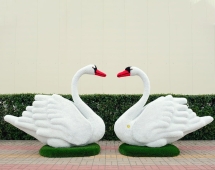 Топиари Лебедь на острове - газон Eco + Deluxe Топиари Лебедь на острове - газон Eco + Deluxe