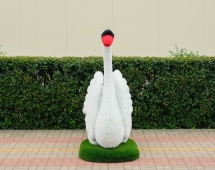 Топиари Лебедь на острове - газон Eco + Deluxe Топиари Лебедь на острове - газон Eco + Deluxe