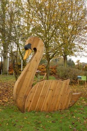 Вазон Лебедь, фото 2