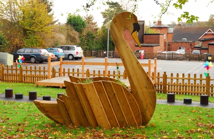 Вазон Лебедь, фото 3