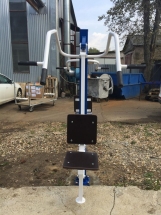 Уличный тренажер "Жим от груди и вертикальная тяга"