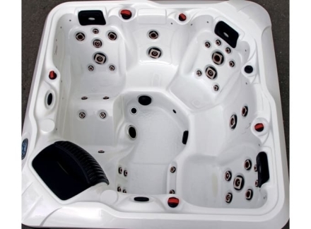 Гидромассажный спа-бассейн JNJ Spas Hurricane Hamilton SPA-633, фото 2