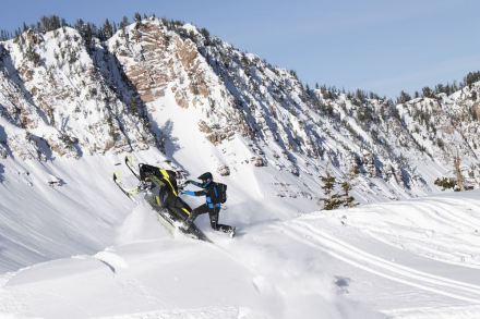 Снегоход POLARIS 850 RMK Khaos Slash 155, фото 6