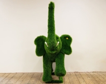 Топиари слон Борк - газон Eco Топиари слон Борк - газон Eco