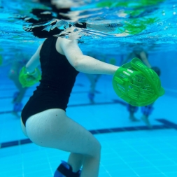 Аквагантели HYDROREVOLUTION Aqualogix Bells зеленый , фото 6 Аквагантели HYDROREVOLUTION Aqualogix Bells зеленый , фото 6