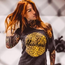 Женская Футболка Headrush heashirt0316