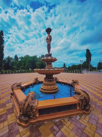 Дворцовый бассейн с рыбками, фото 2