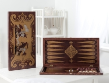 Нарды большие коричневые, рисунок золото "Гравюра" 131-16 Нарды большие коричневые, рисунок золото "Гравюра" 131-16