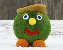 Топиари смайлик в берете - газон Eco+Premium Топиари смайлик в берете - газон Eco+Premium