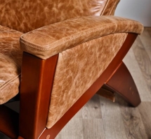 Массажное кресло OGAWA Cosmic Odyssey brown/light brown Массажное кресло OGAWA Cosmic Odyssey brown/light brown