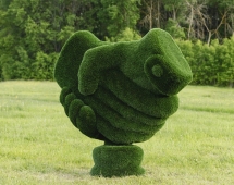 Топиари стела Рукопожатие - газон Deluxe Топиари стела Рукопожатие - газон Deluxe