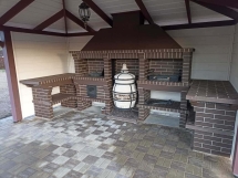 Печь Аристократ 832 Радиальный кирпич красный с коричневым
