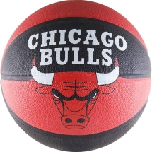 Мяч баскетбольный любительский &quot;SPALDING Chicago Bulls&quot;, размер 7, символика команды Chicago