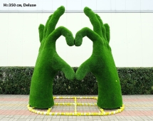 Топиари стела Ладони-сердце, h=300 см - газон Deluxе/Deluxe Green Топиари стела Ладони-сердце, h=300 см - газон Deluxе/Deluxe Green