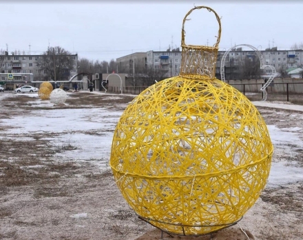 Светящаяся фигура Ёлочная игрушка на раме (диаметр 1,2 м), фото 7