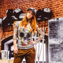 Женская Футболка Headrush heashirt0319